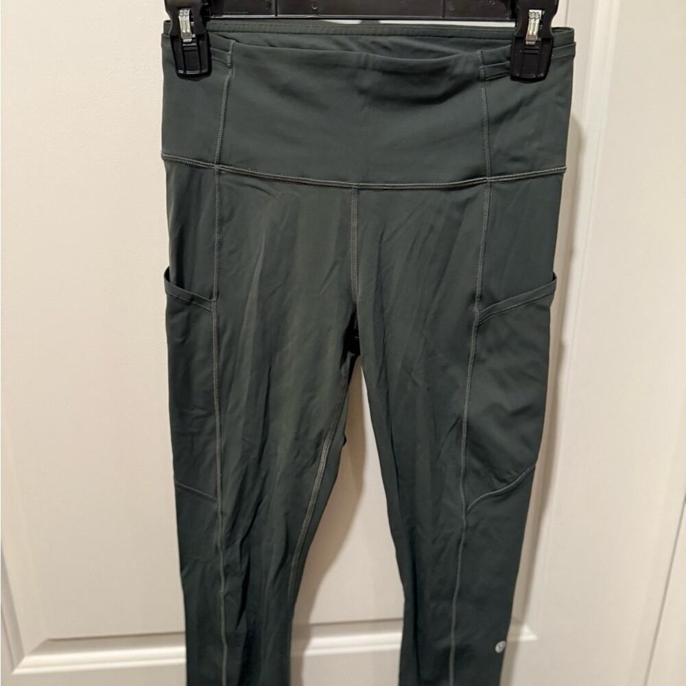LULULEMON WOMENS FAST AND FREE HIGH-RISE TIGHT 25" SMOKED SPRUCE SZ 6 - Picture 10 of 12
